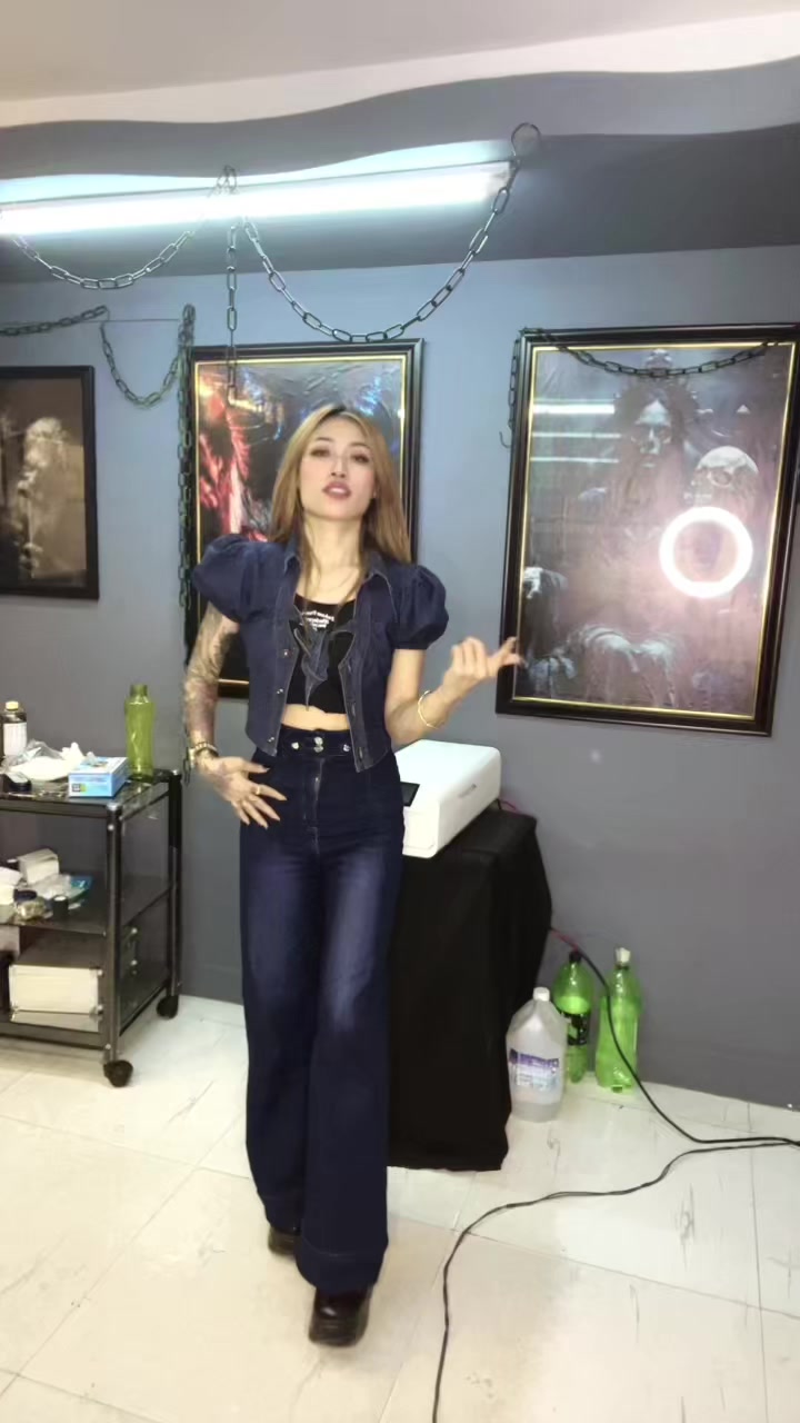 @๐๐ซ๐ค๐ฆ๐ฉ๐ ๐๐๐ฏ๐จ๐ช๐๐ฏ๐จ