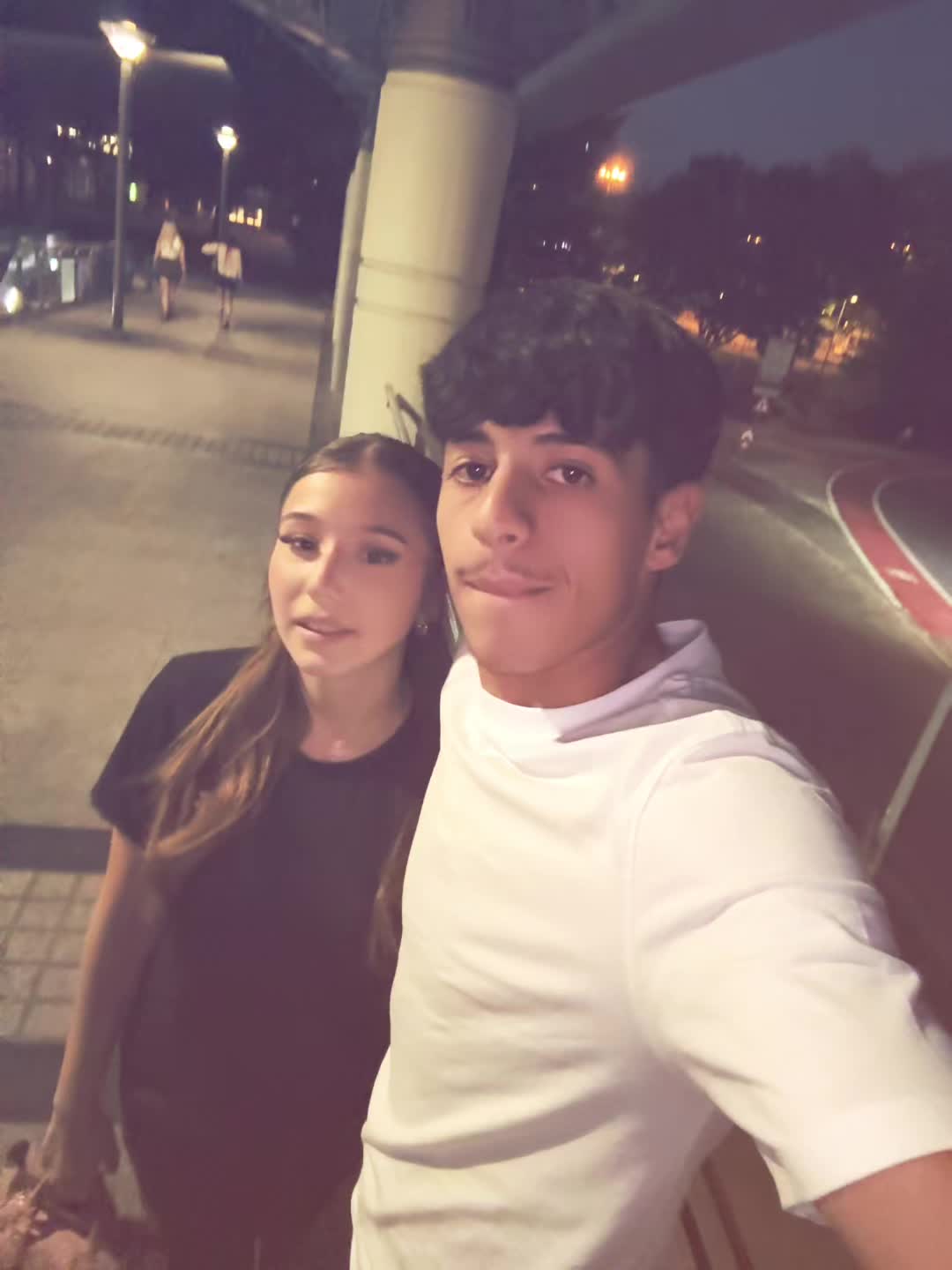 @💫