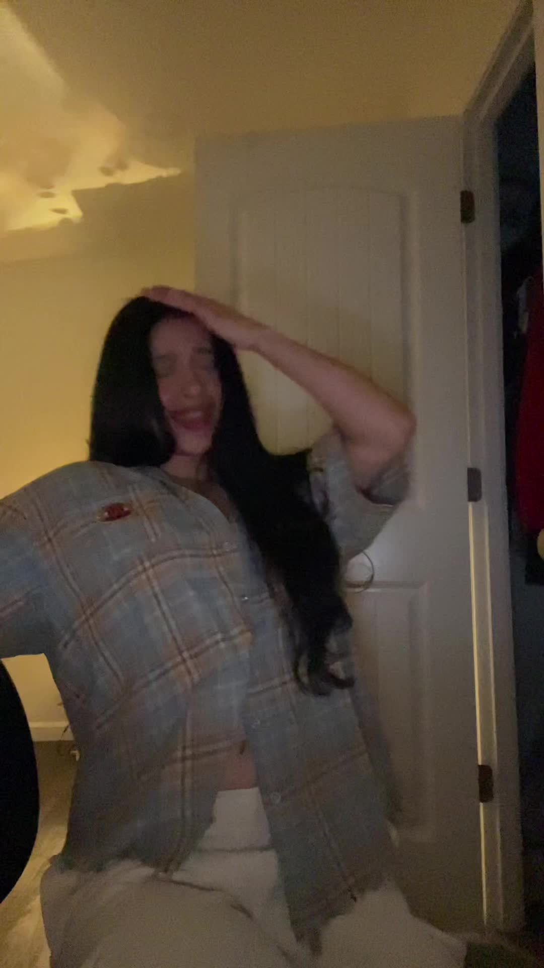 @Luna