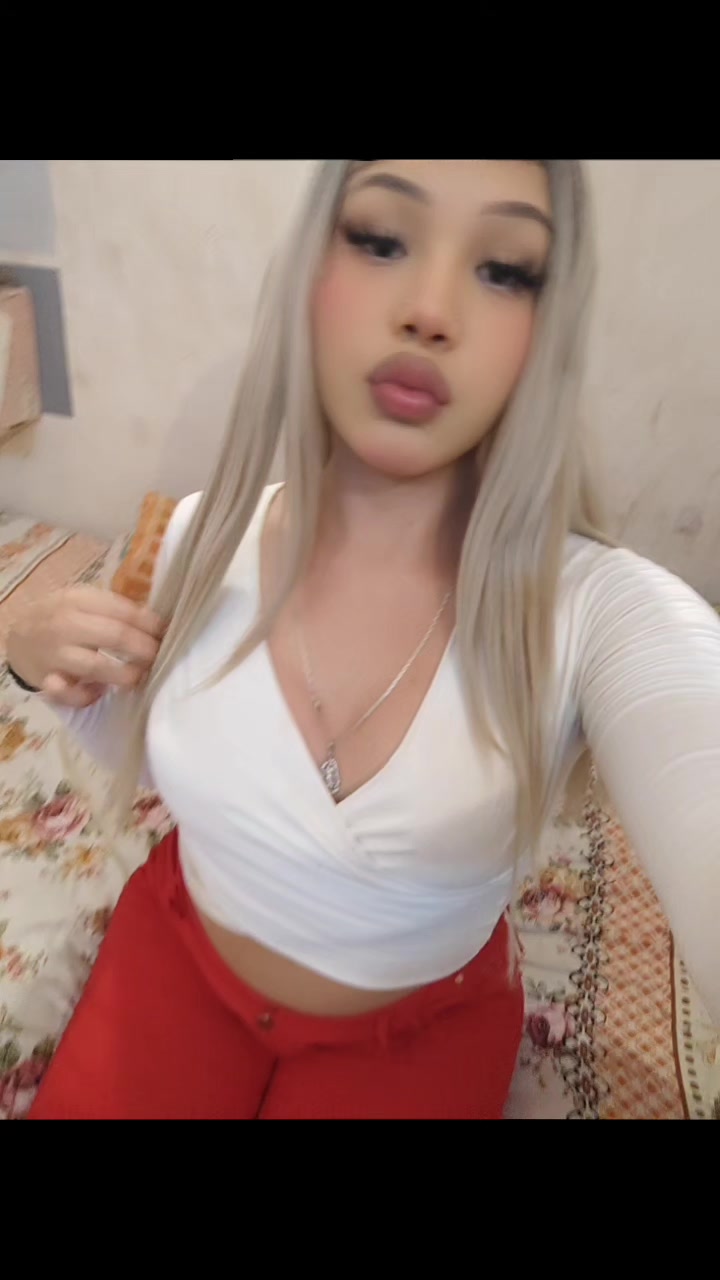 @DEVANI🎀
