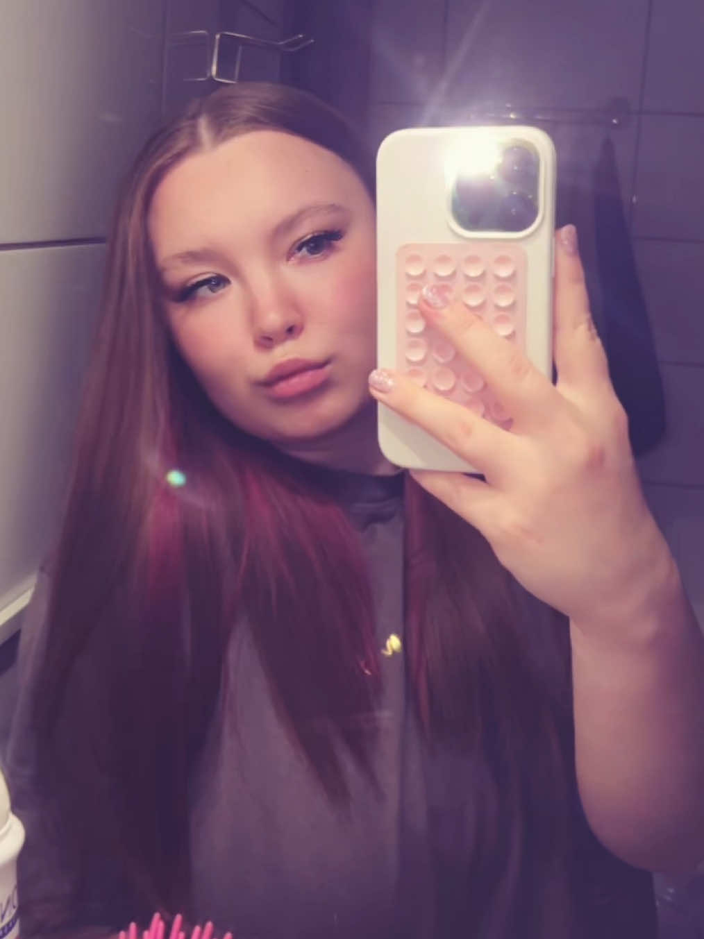 @viks_lips
