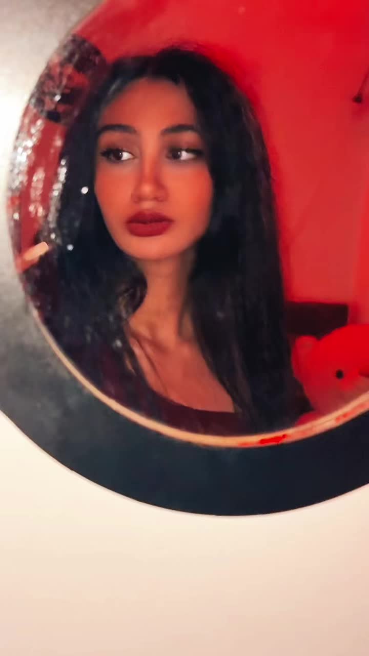 @elena.saadati