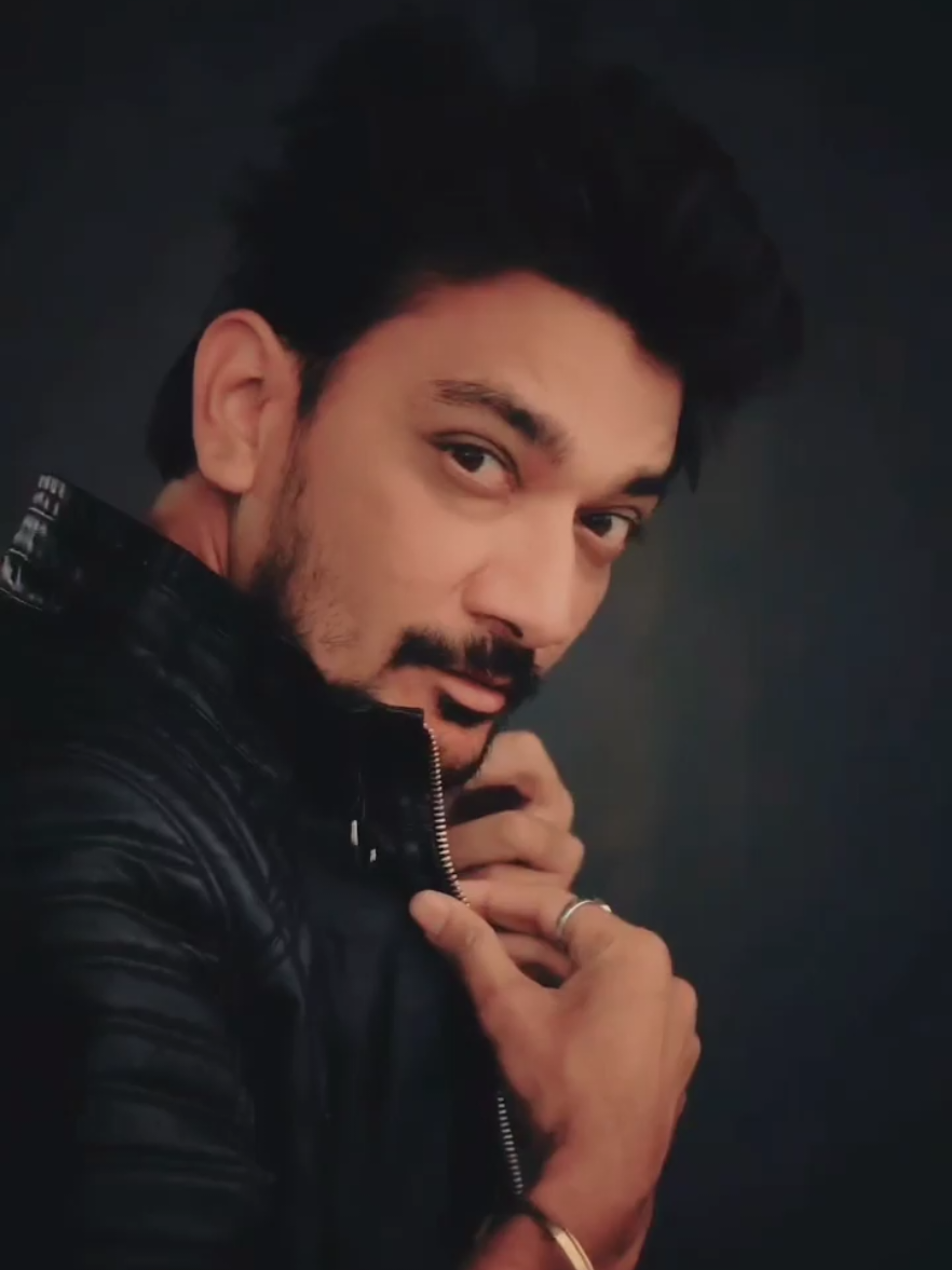 @themitkhatri
