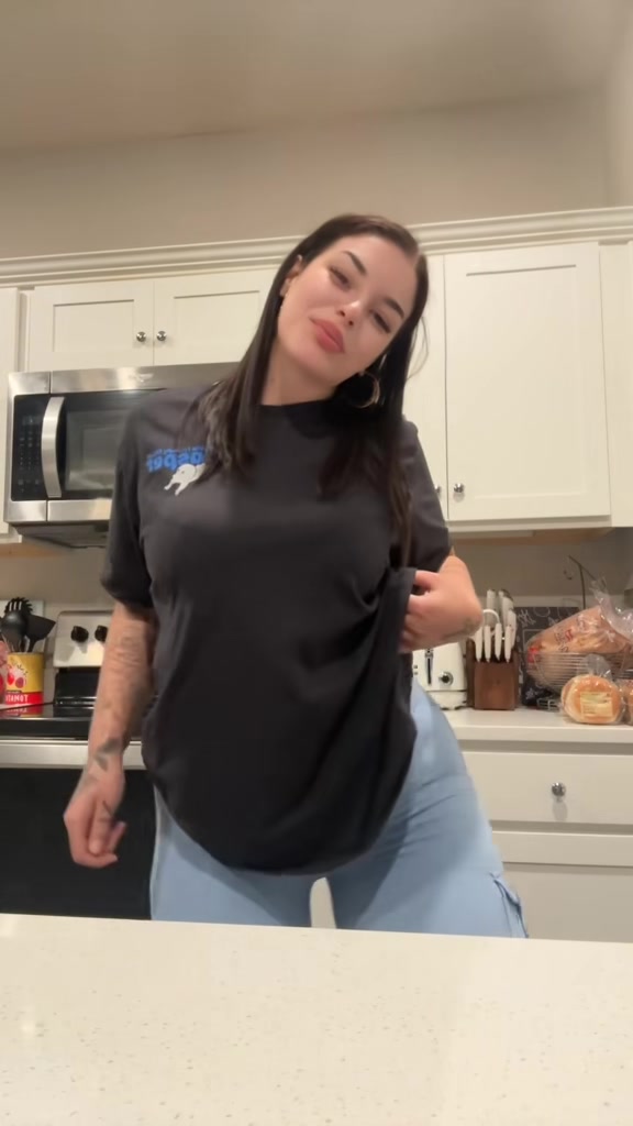 @itsninabugatti