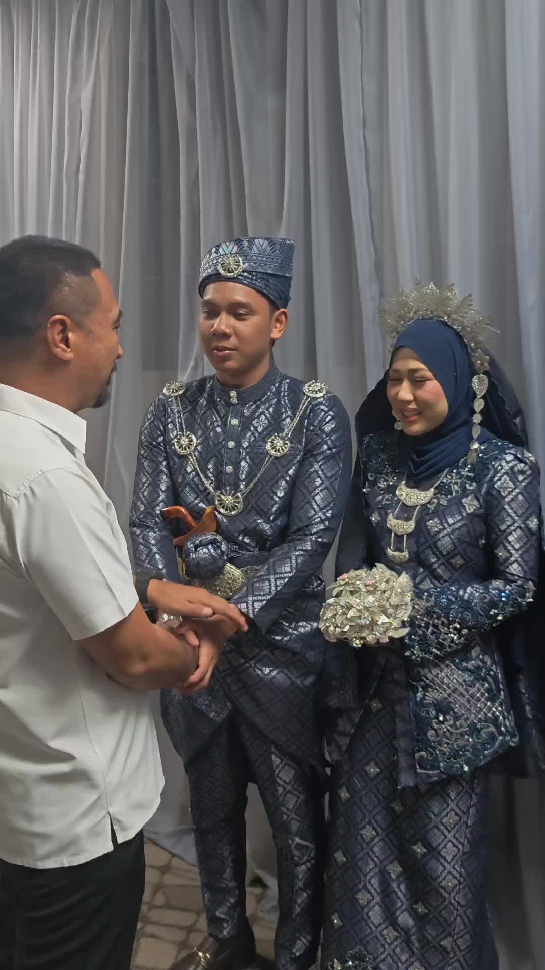 @Azmizam Zaman Huri