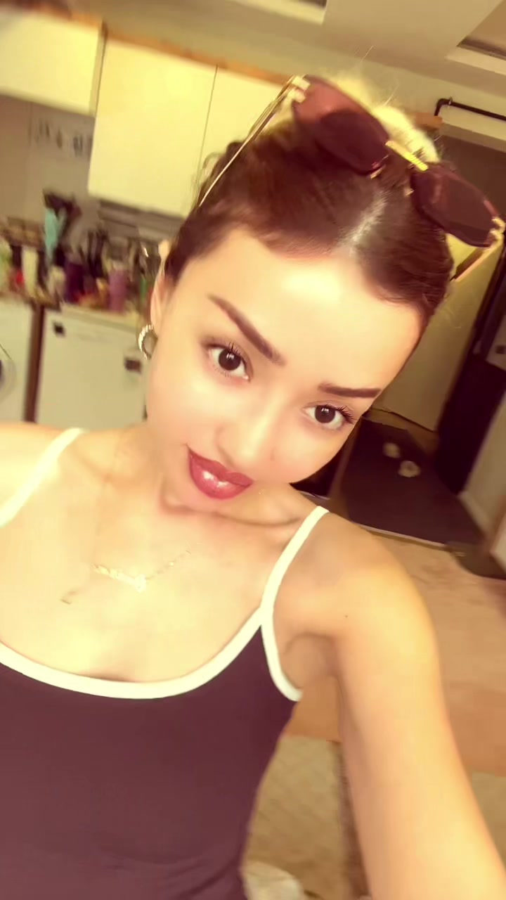 @Лара