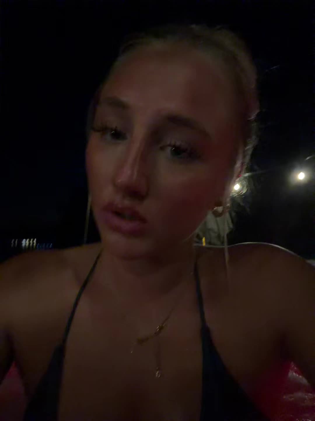 @K Y L I E J O