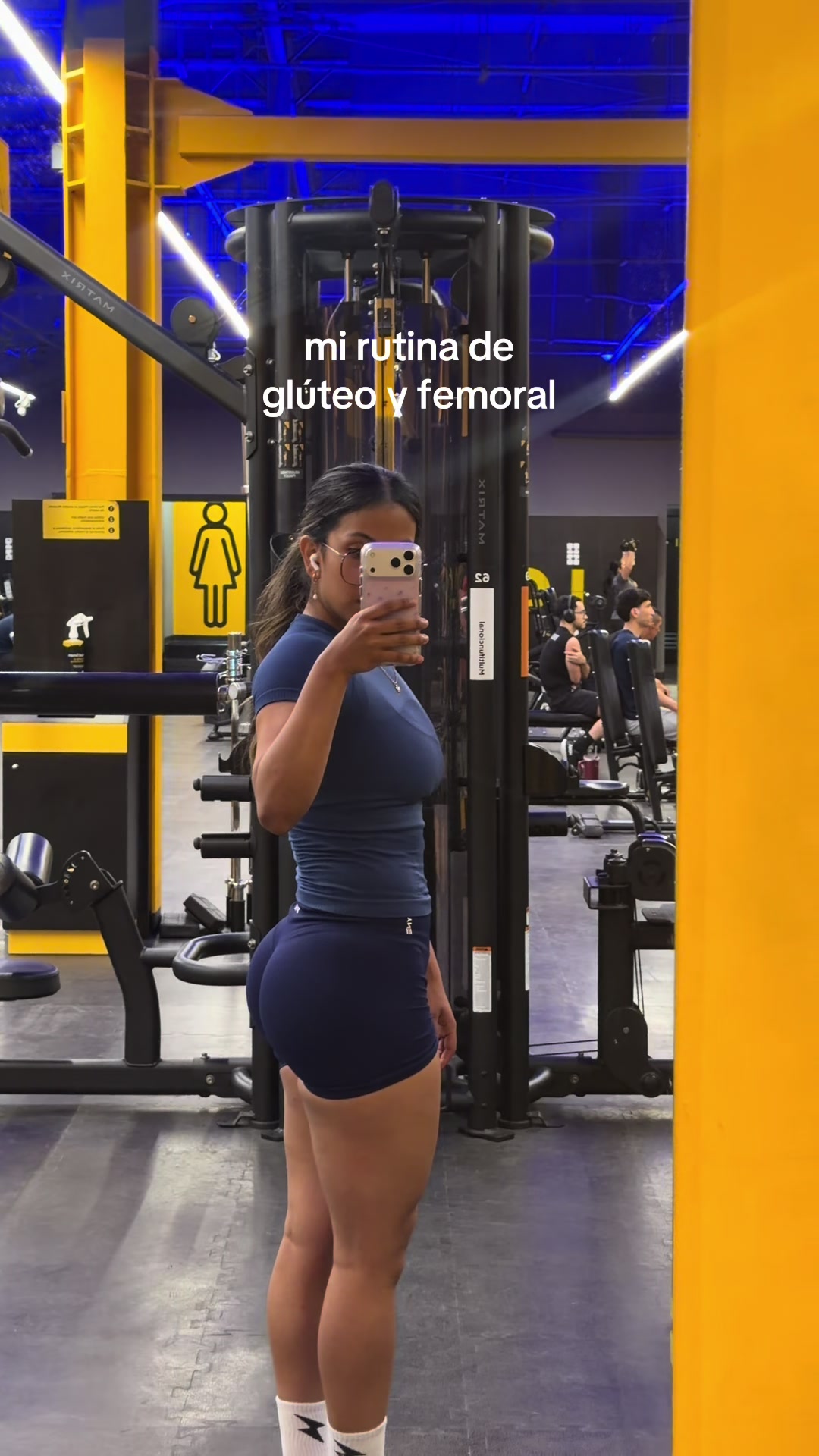 @★ Nissi