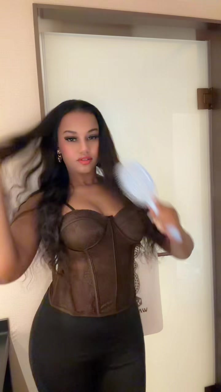 @Eva