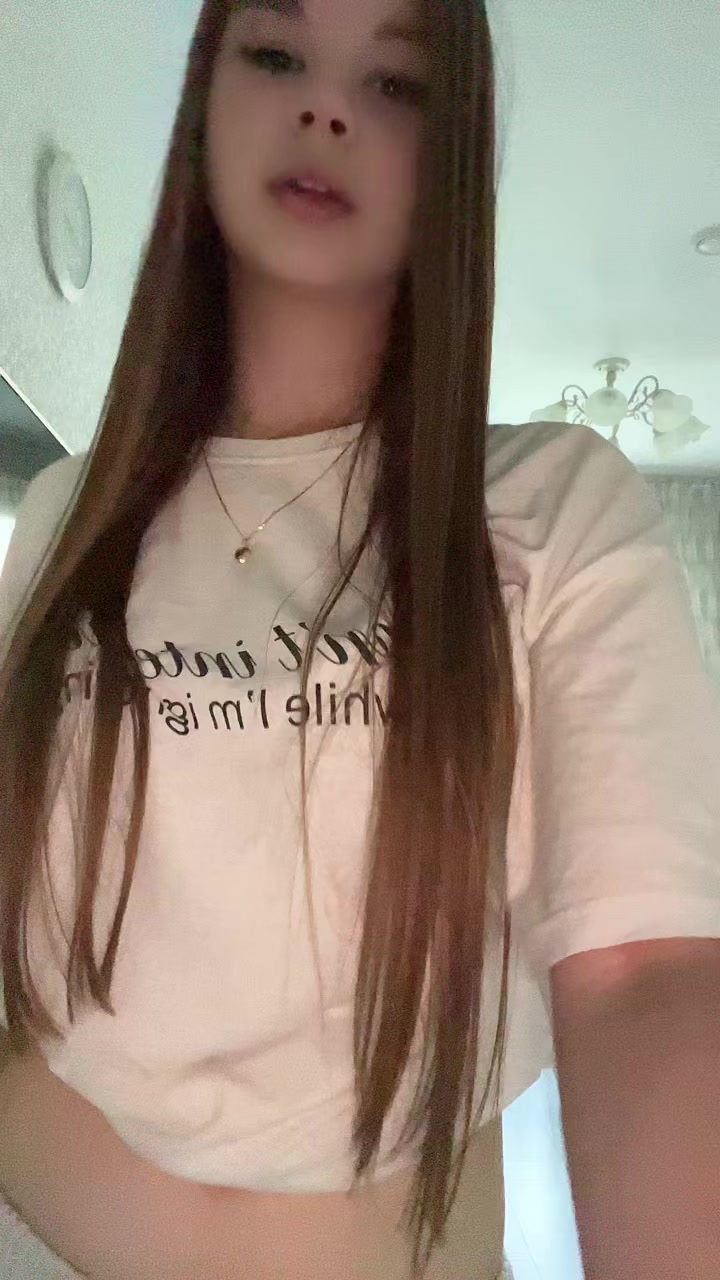 @Vikks💋