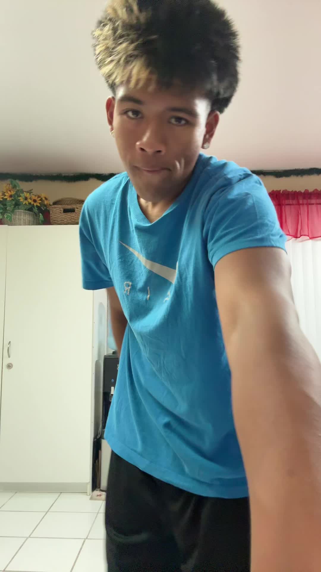 @g