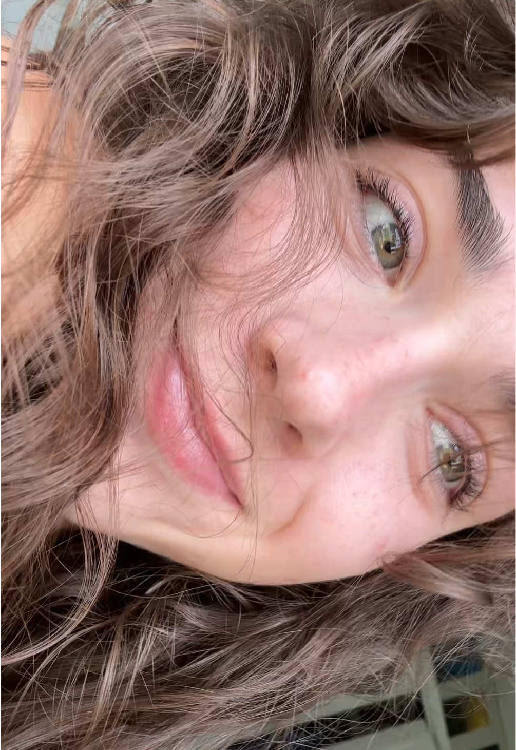 @€@~¥