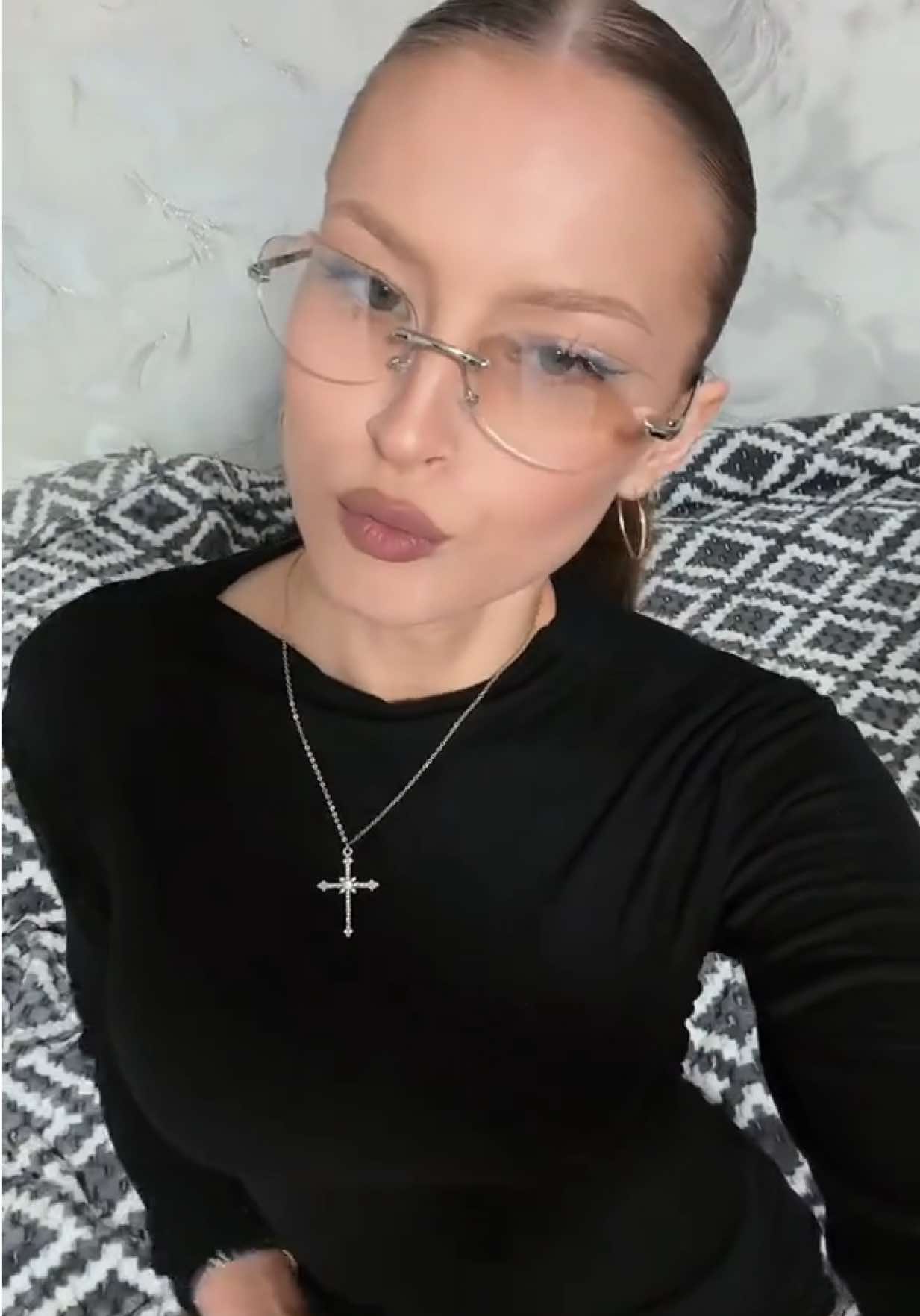 @كارينا