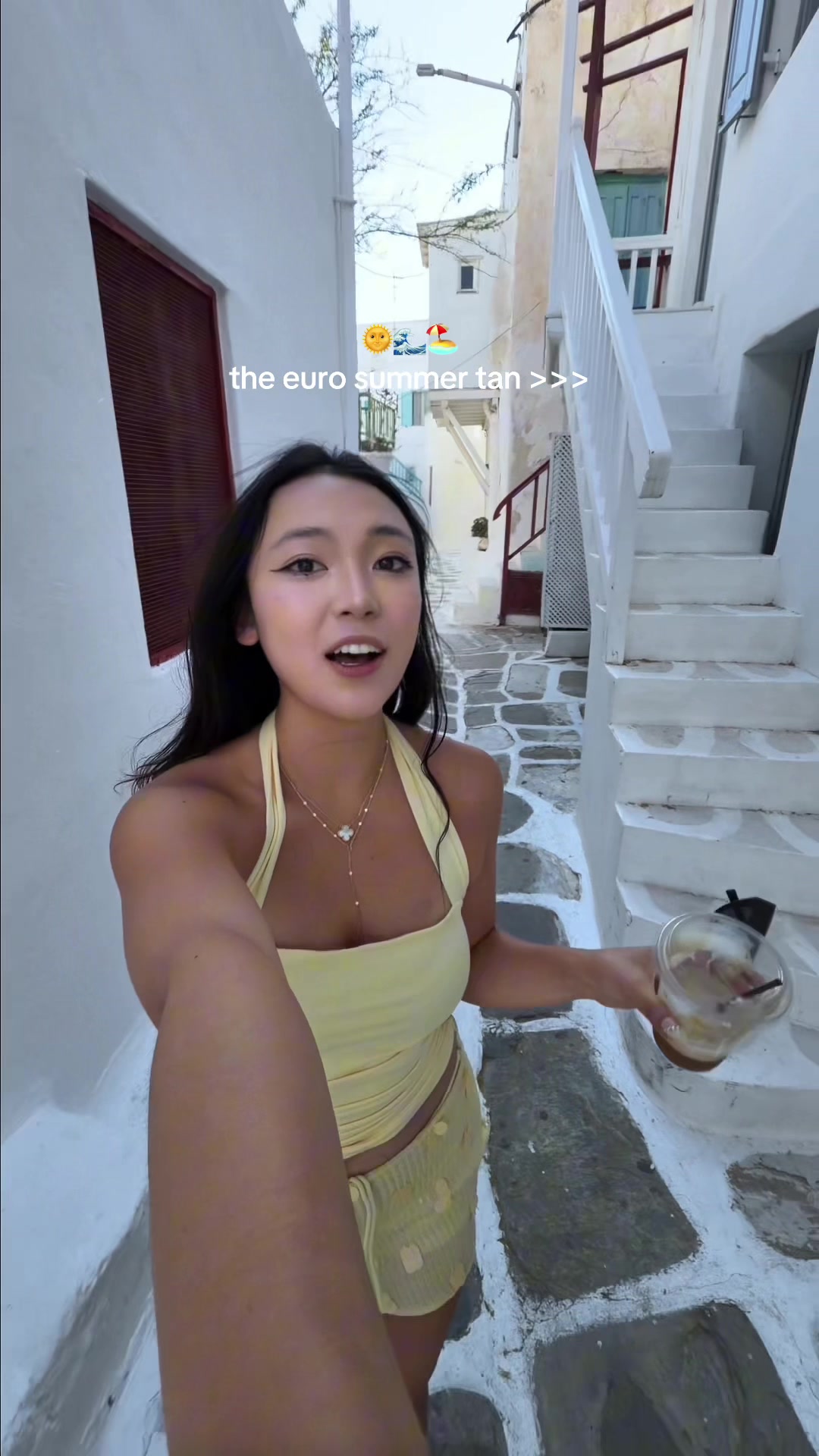 @charlikestoeat
