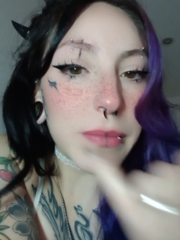 @Tamik&oslash; 🥀