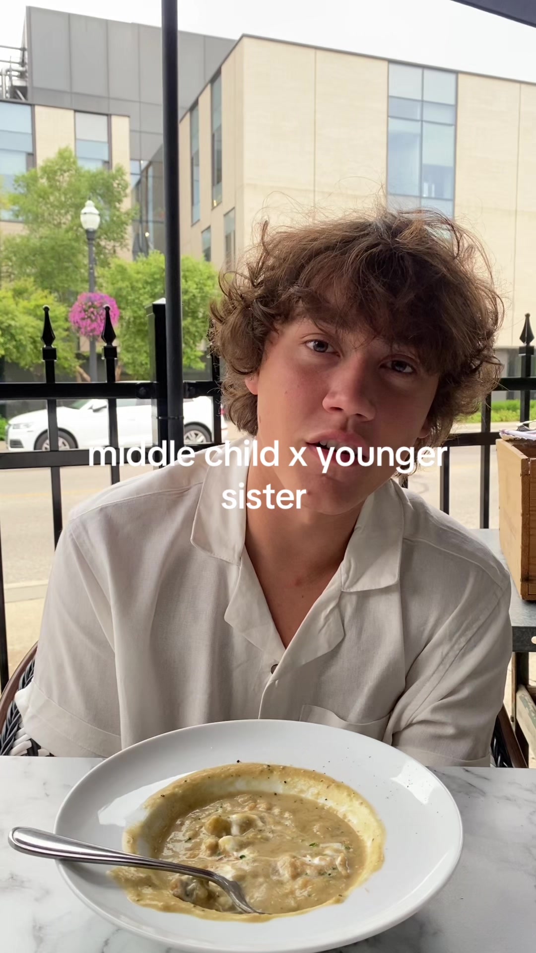 @bella