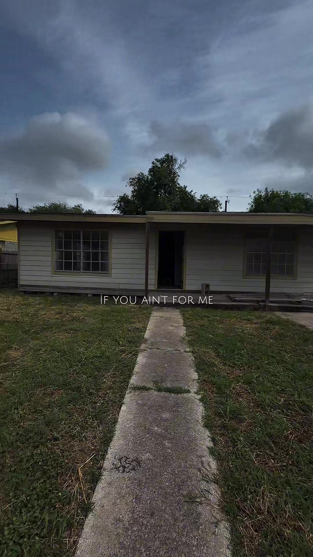 @Ernesto Lozoya REALTOR®