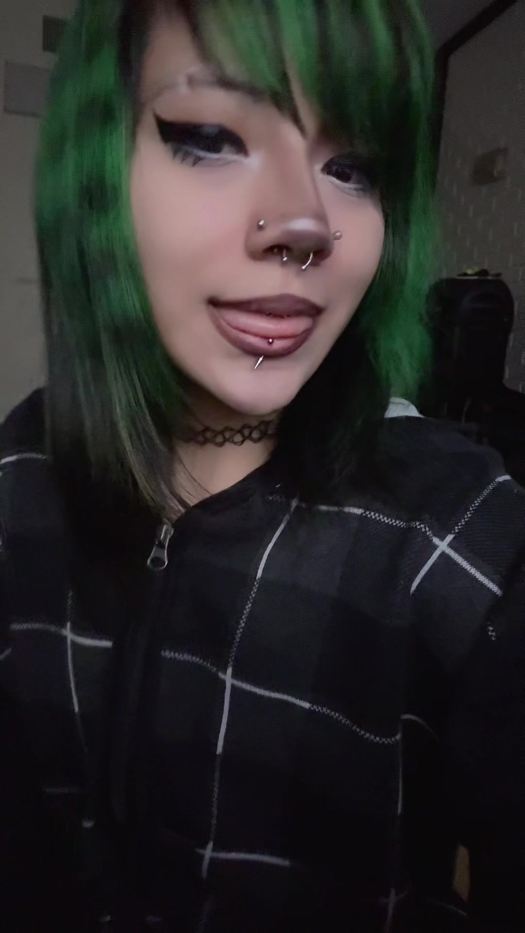 @luvvforally