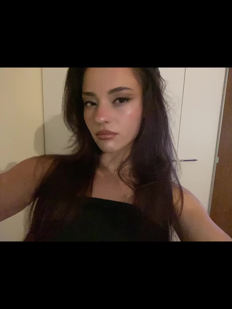 @bella