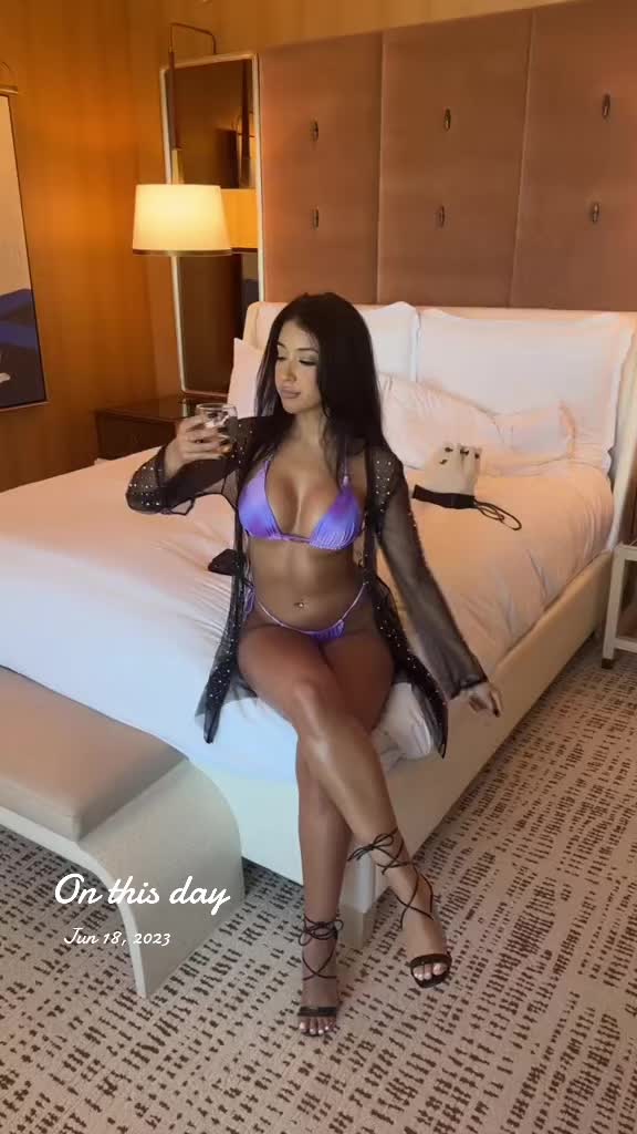 @AUDREY MIA