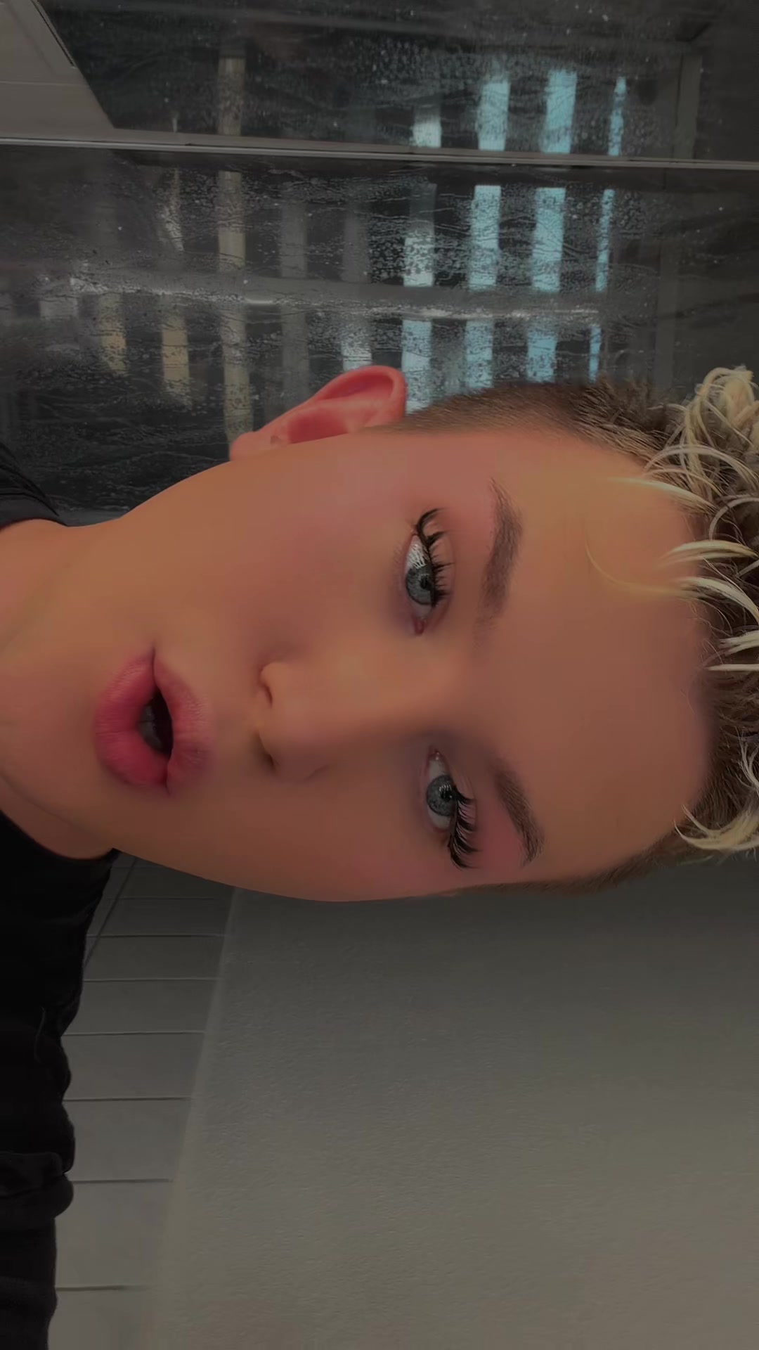 @xRxnxnxyx