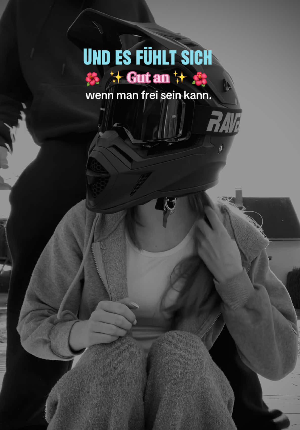 @𝒍𝒊𝒍𝒍𝒚 & 𝒎𝒐𝒎𝒐