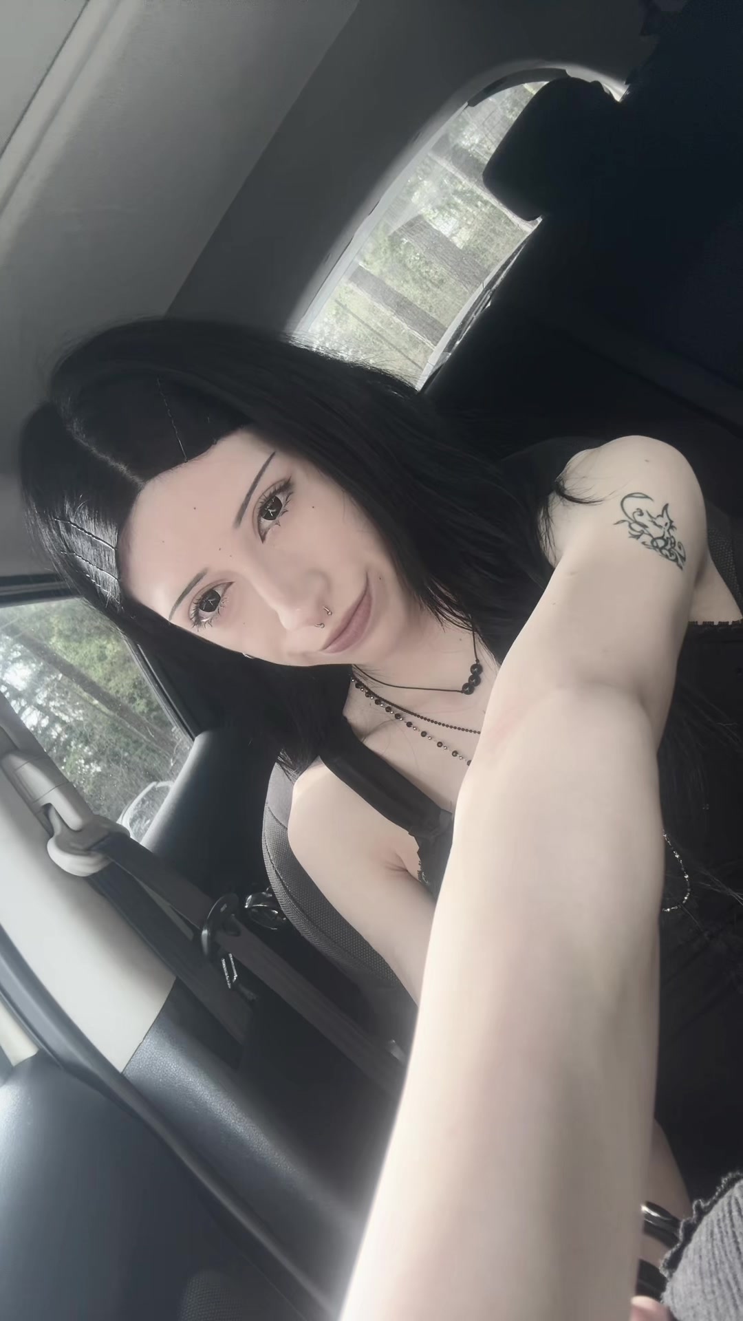 @☠︎