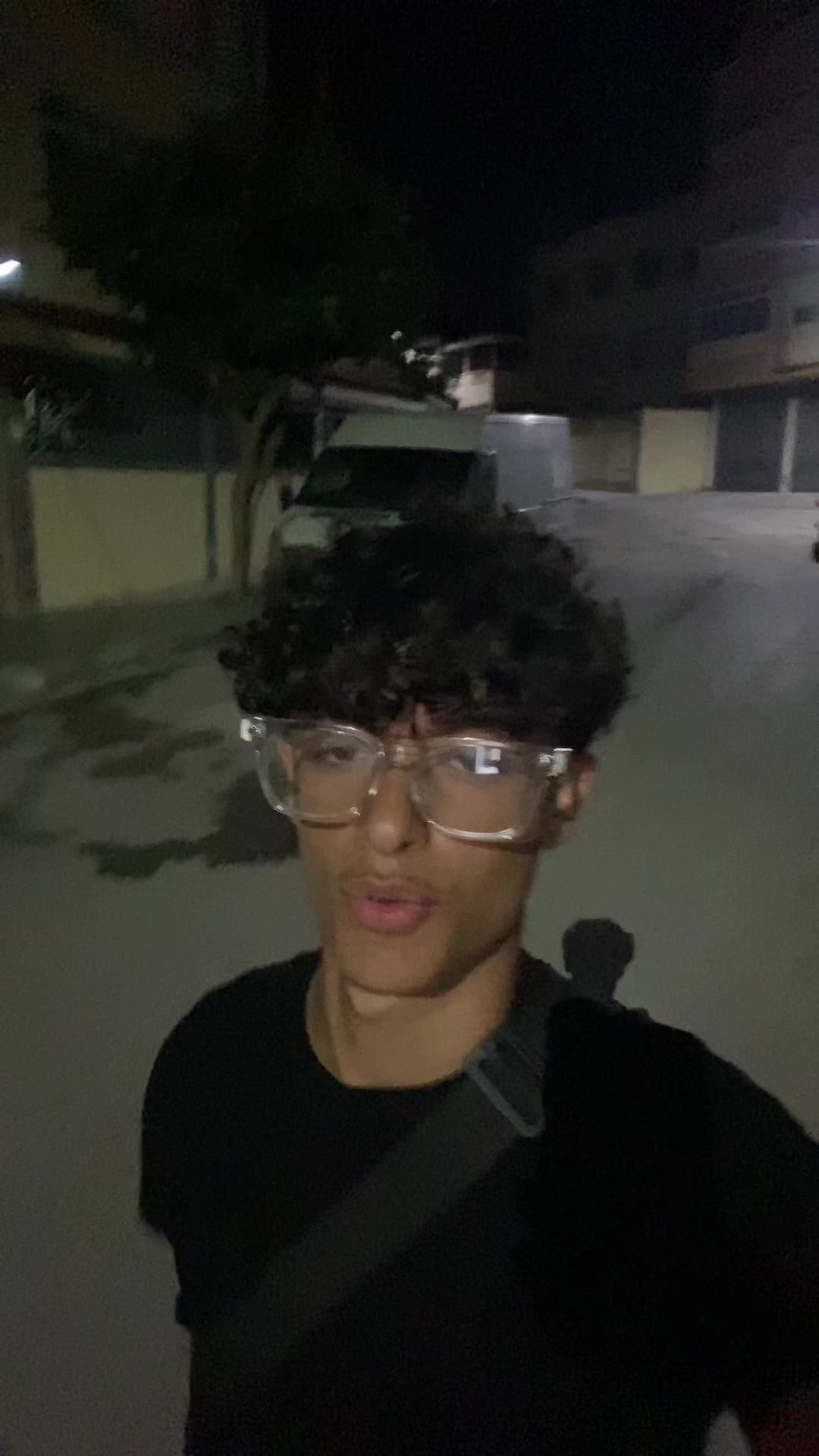 @🤠