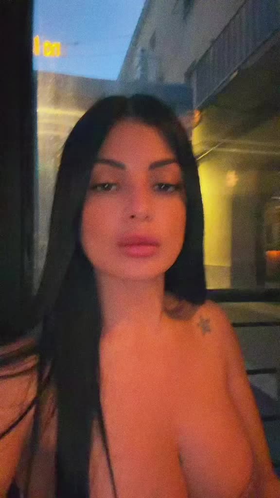 @VS.