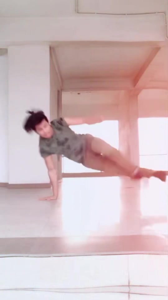 @๐ผ๐๐ผ๐ฟ๐ฟ๐๐ ๐๐๐๐