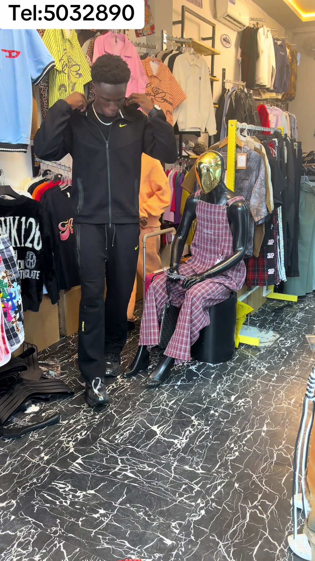 @Mala&iuml;ka fashion 220
