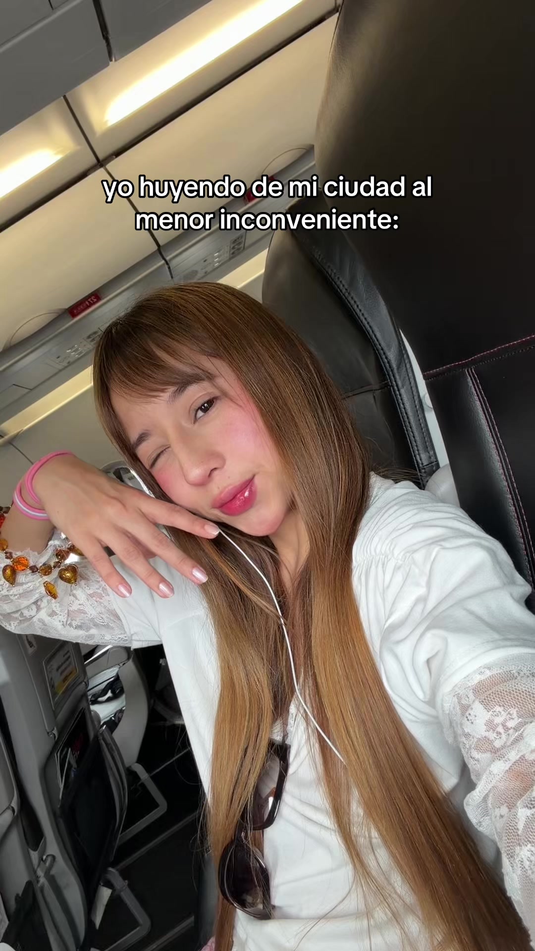 @Emily León