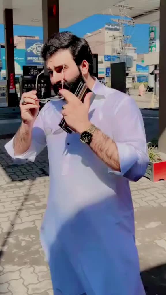 @HamzaMirza🇲🇾