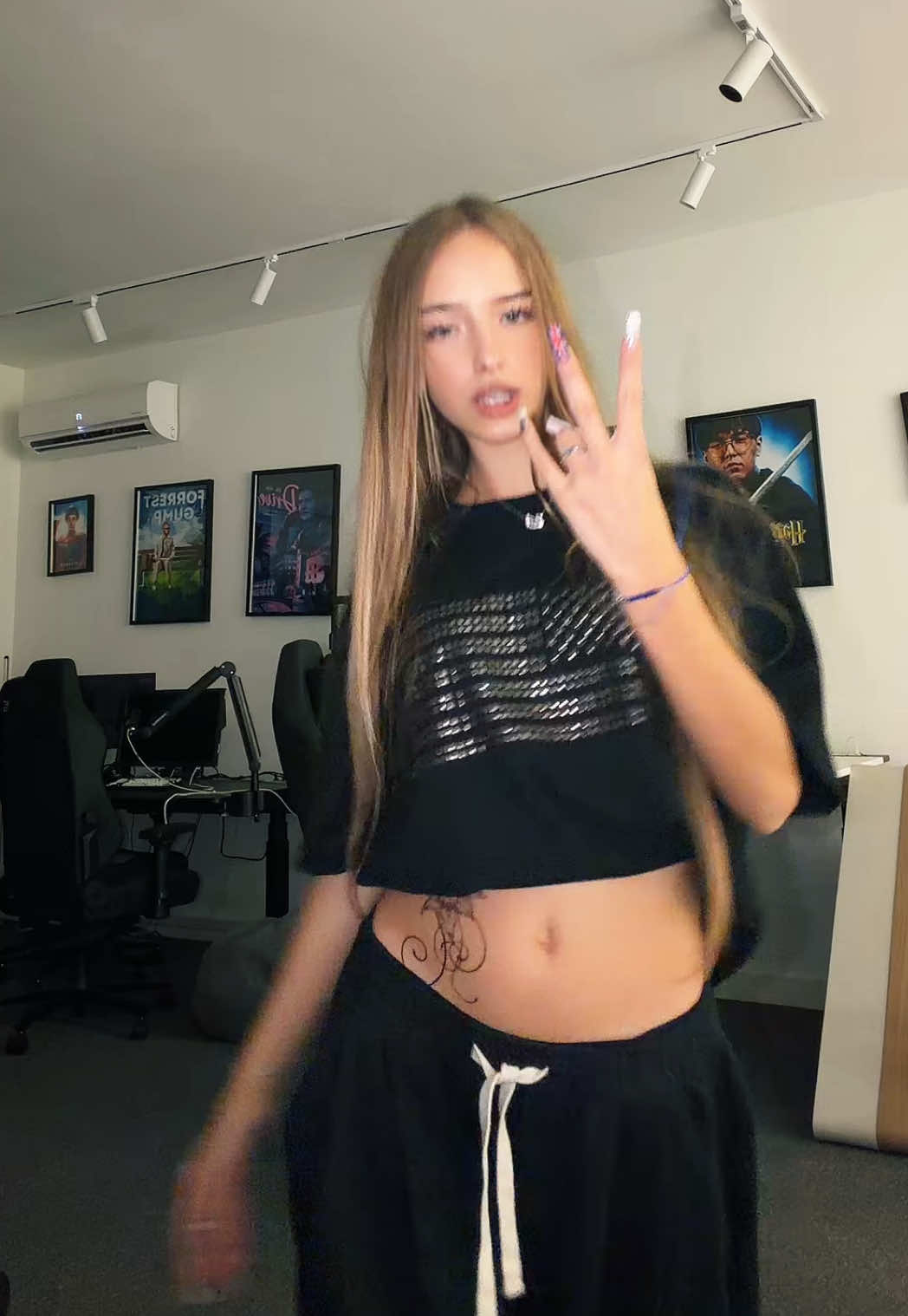 @𝑛𝑖𝑎ᢉ𐭩
