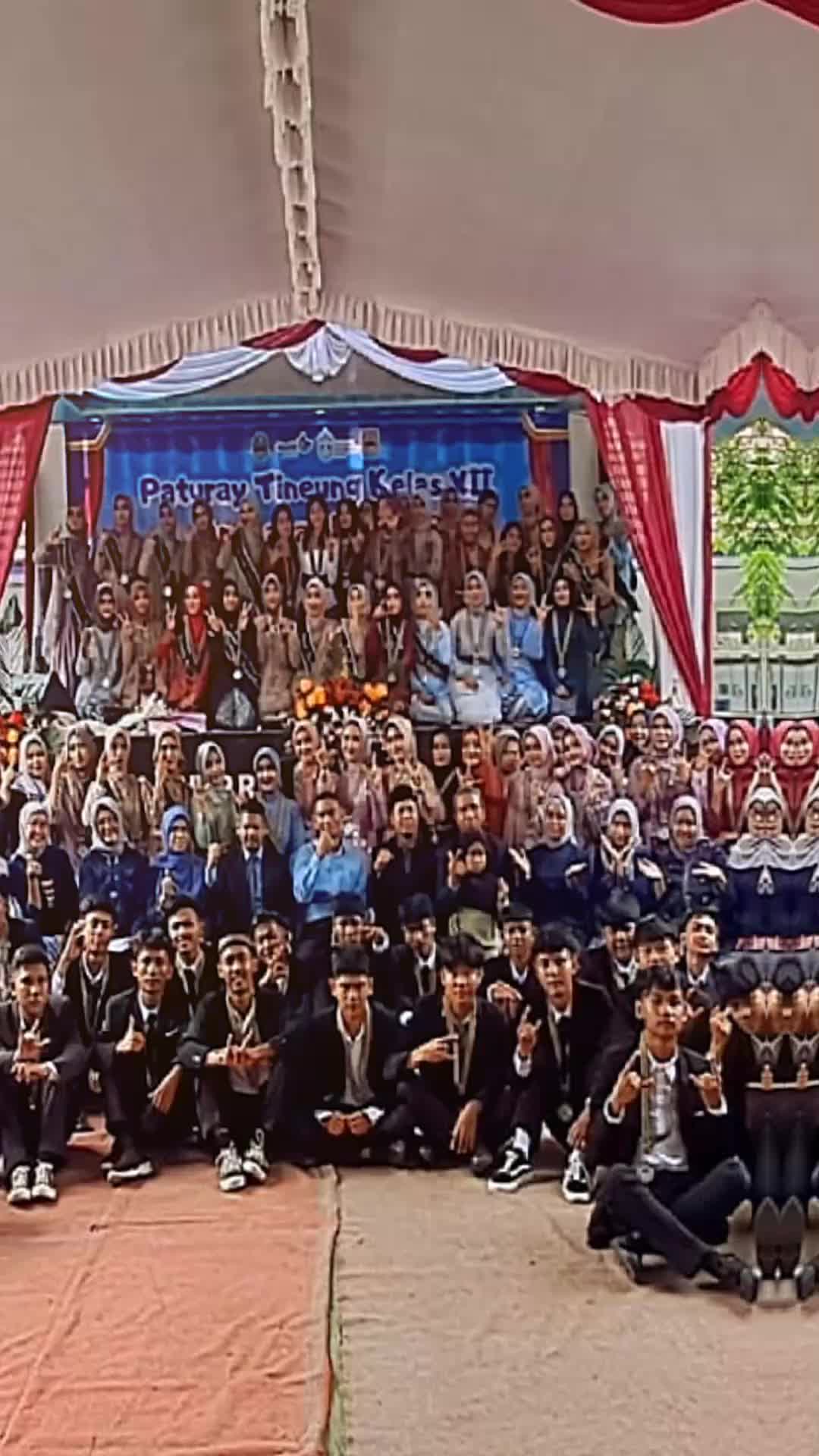 @XII IPS 2