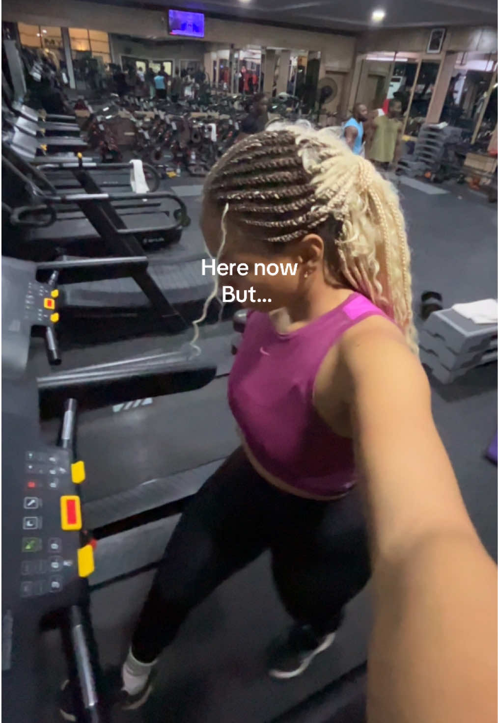 @missebby