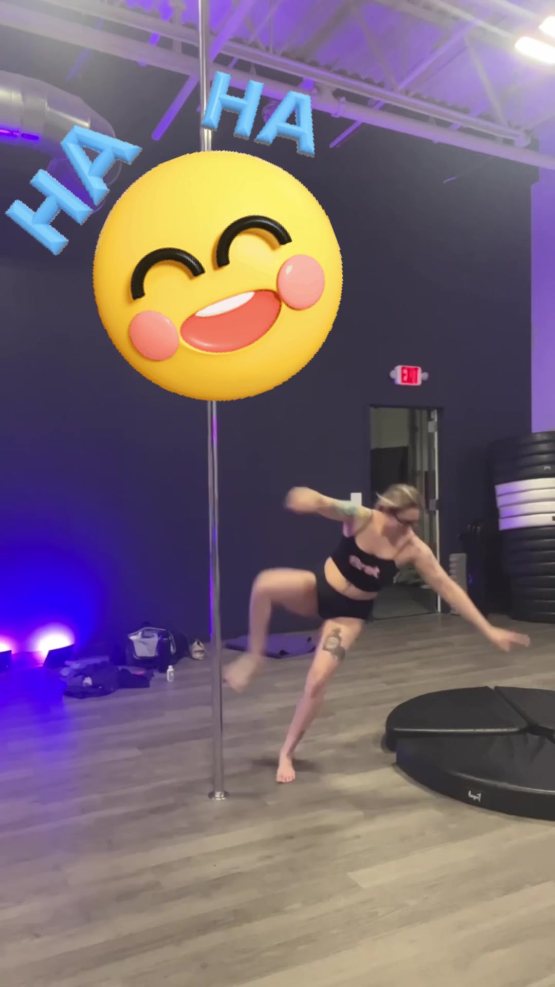 @Violette Vixen