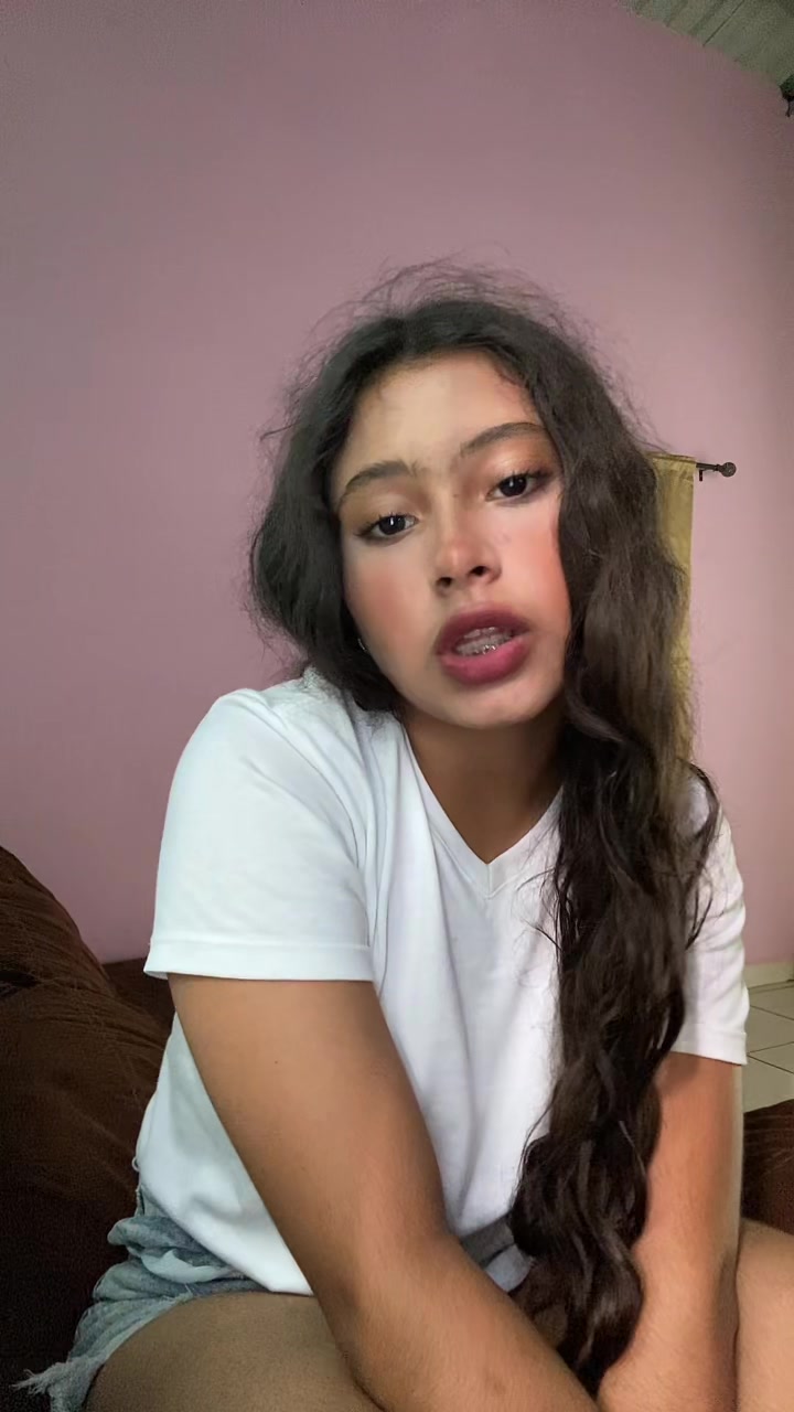 @Alejandra vf