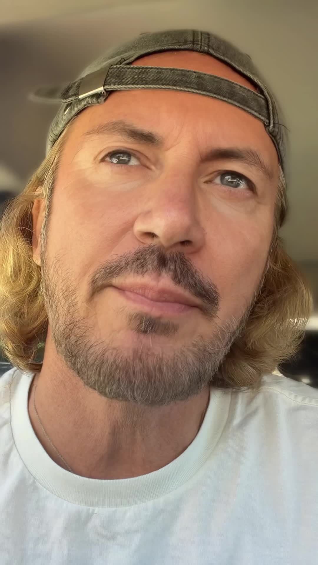 @VIVEK RICCARDO SARDONÈ