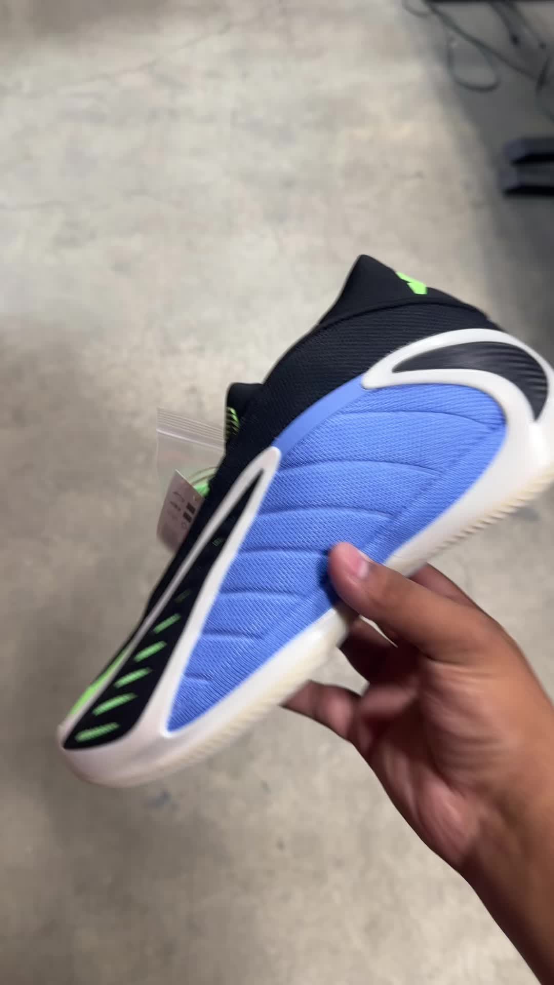 @Trending Sneakers