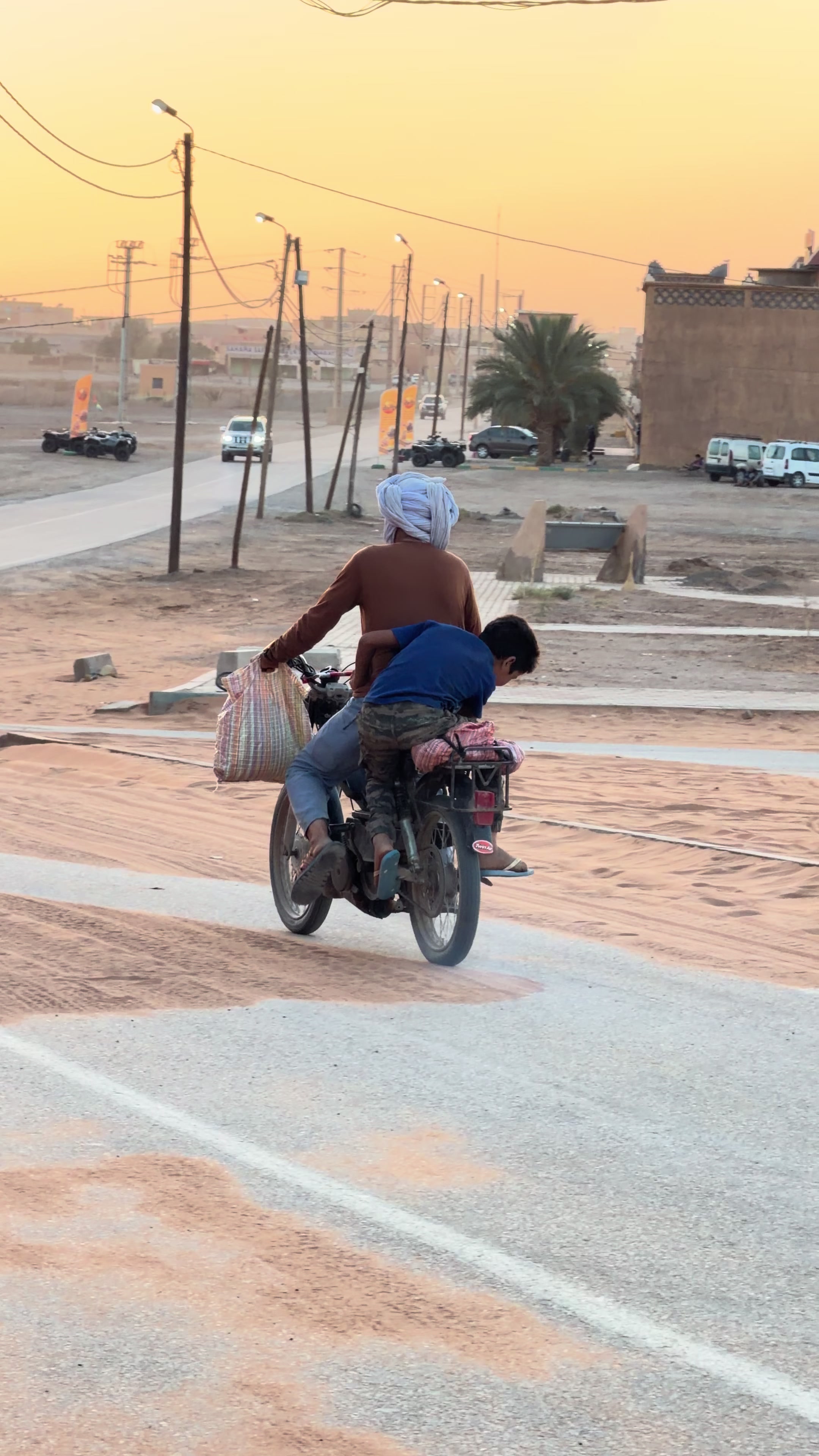 @Merzouga Globe 🌎