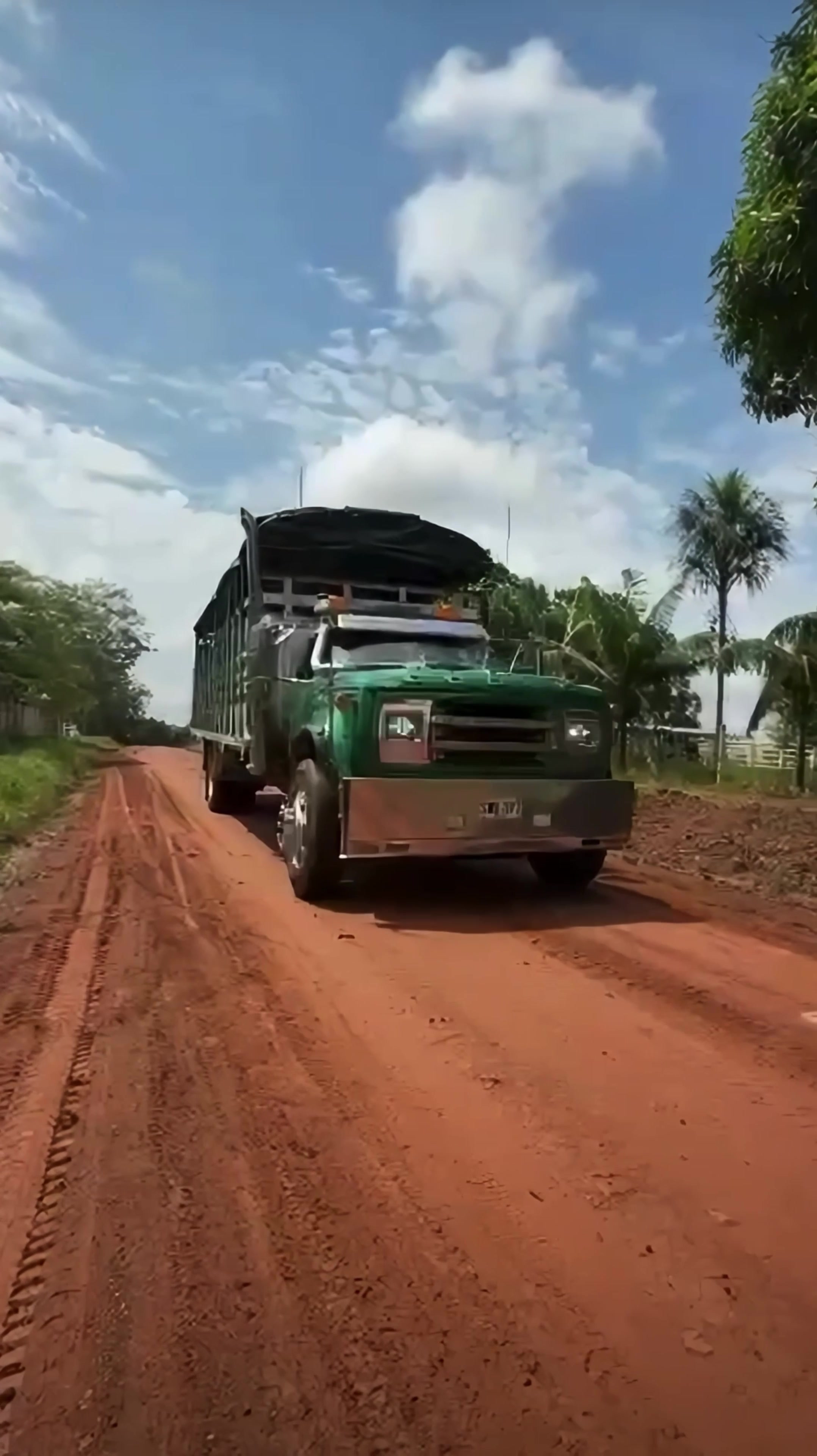 @Trocheros Trucks