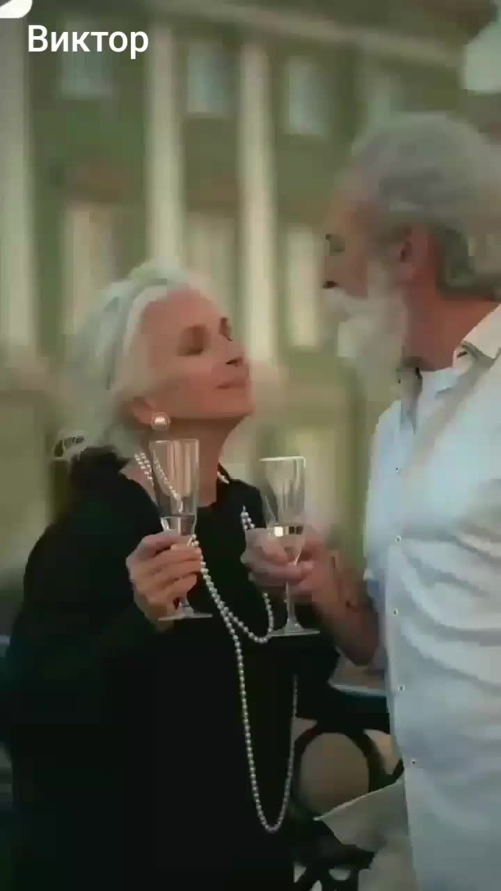 @Нинель