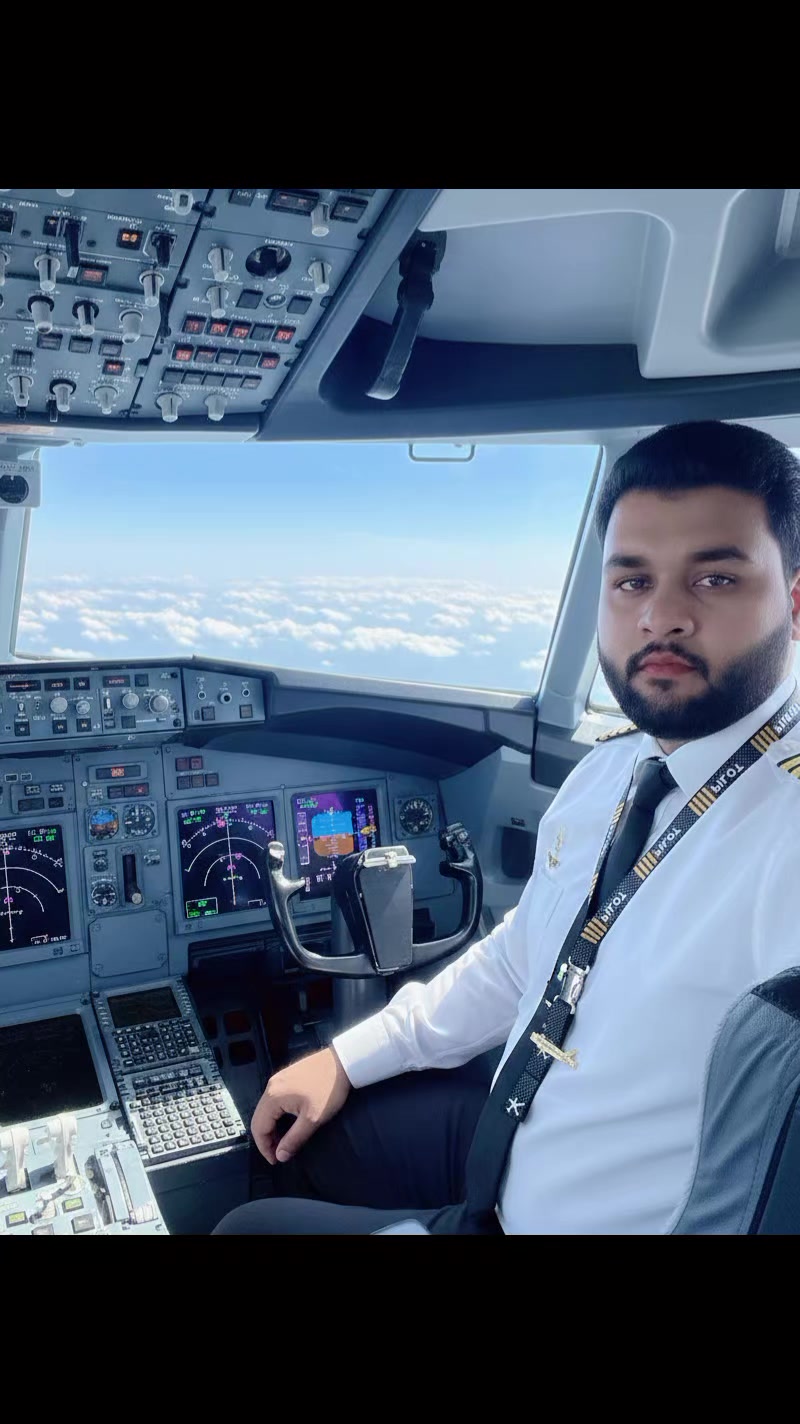 @Fly With Captain Ahmad 🇵🇰