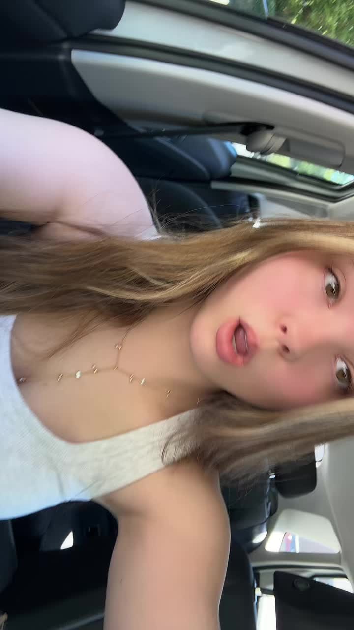 @𝒸𝒶𝒾𝓁𝒾𝓃
