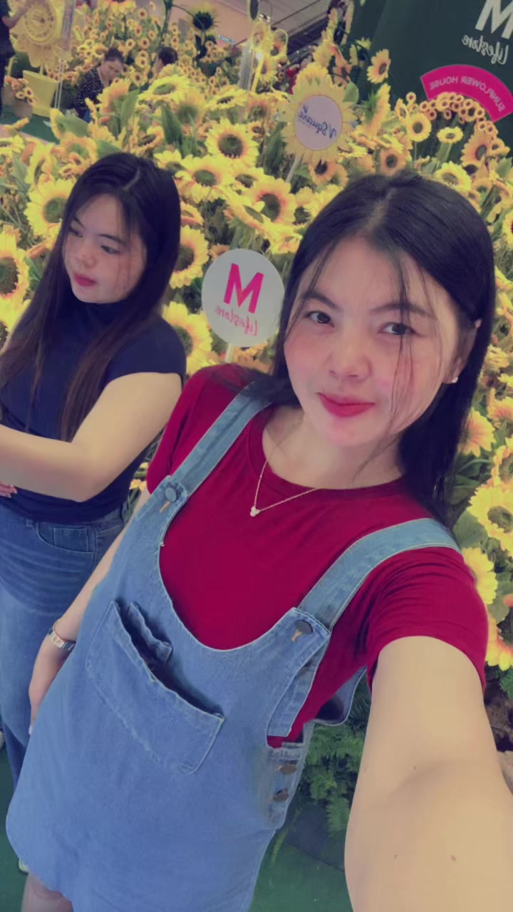 @🦋Nang Khin Moe🦋( ခင်မိုး )🍃