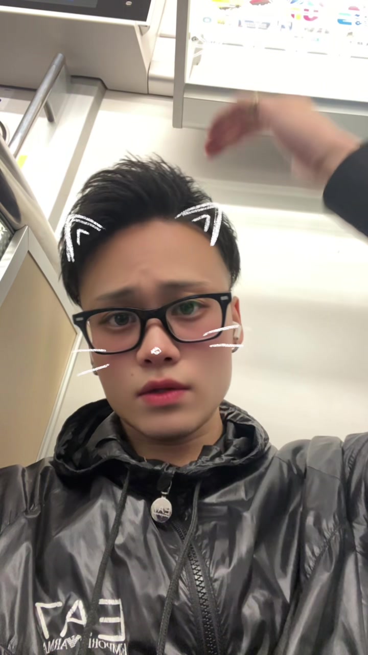 @DJ KLOW(クロウ)