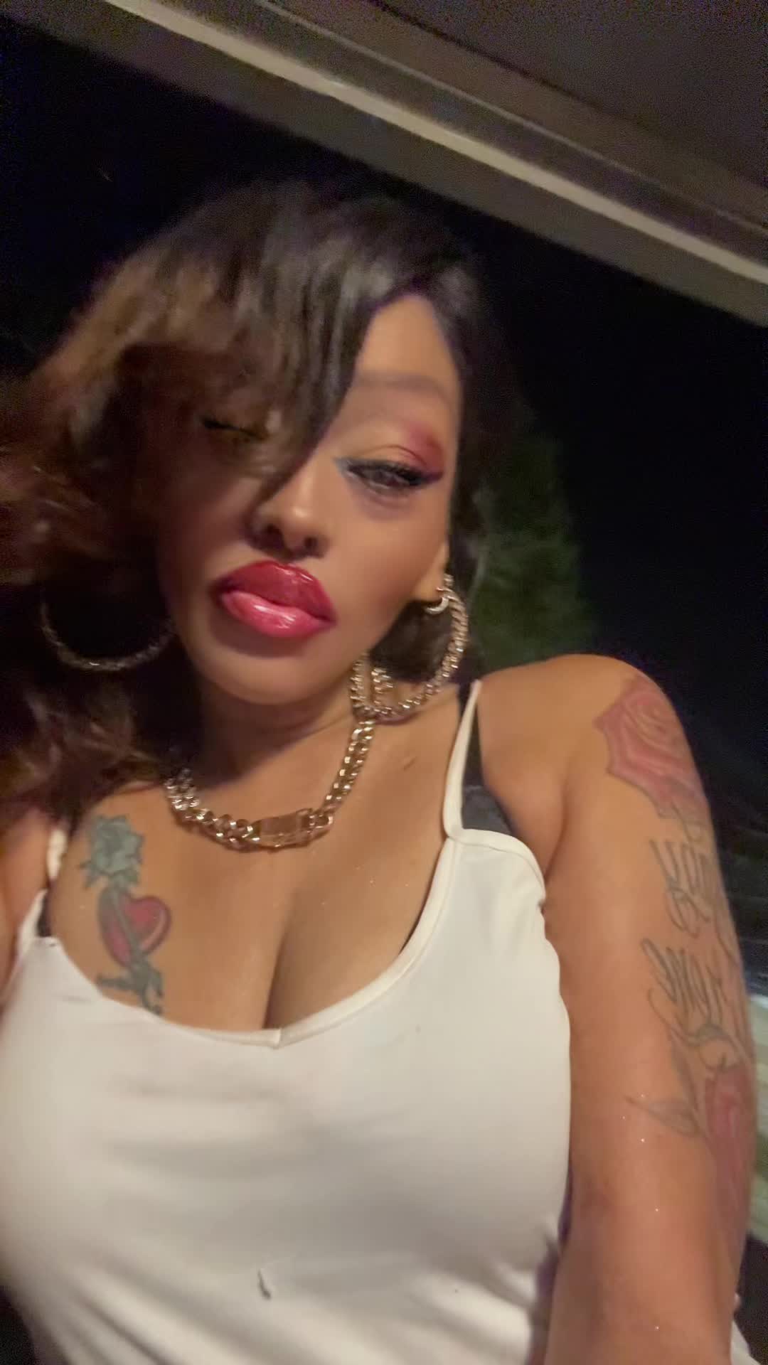 @MsV4mDa22&23