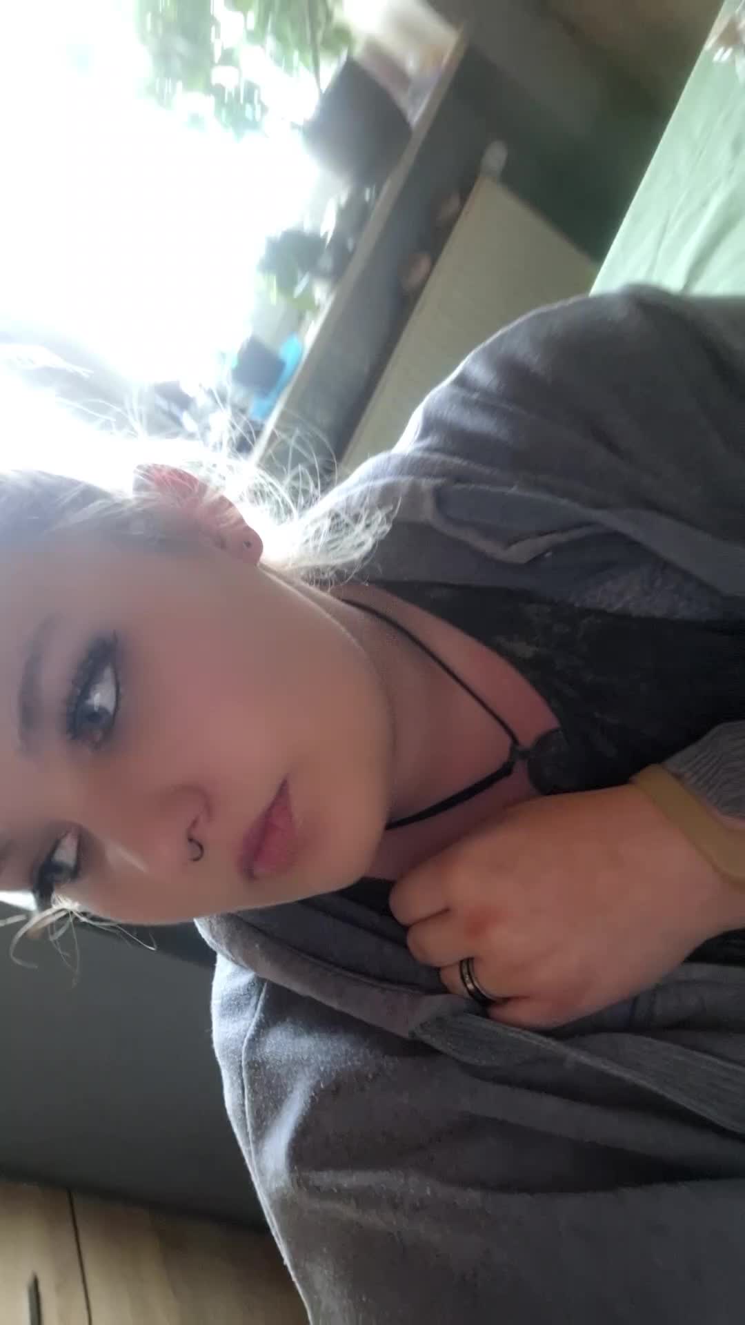 @devil_girl567😈