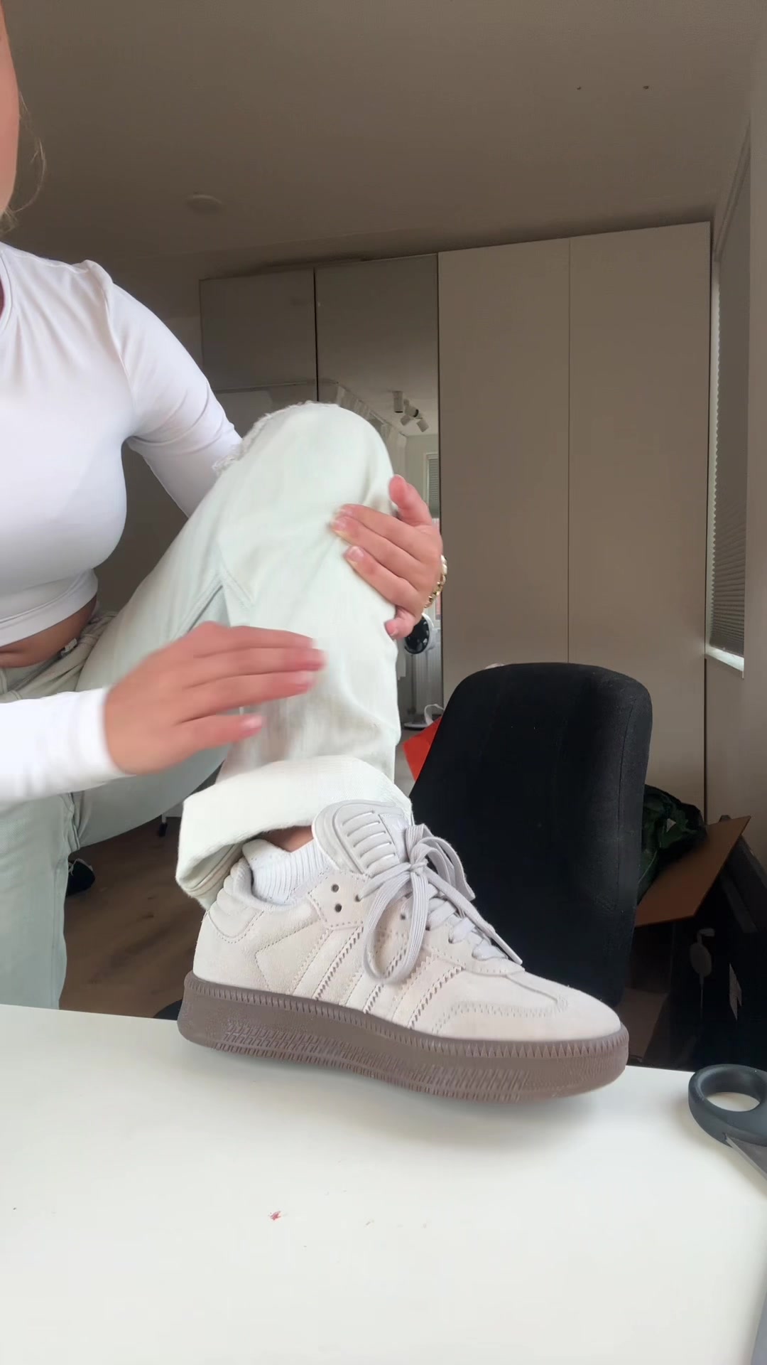 @isislinnemans